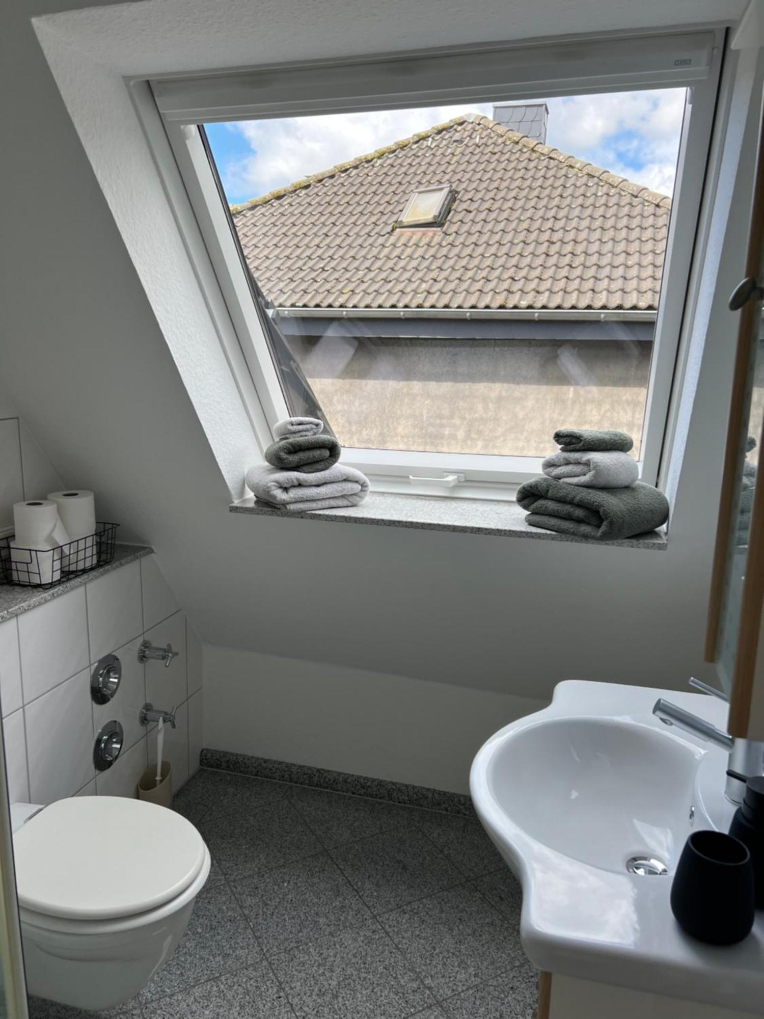 Lichtdurchflutetes Appartement Im Zentralen Ruhrgebiet Bottrop Bagian luar foto