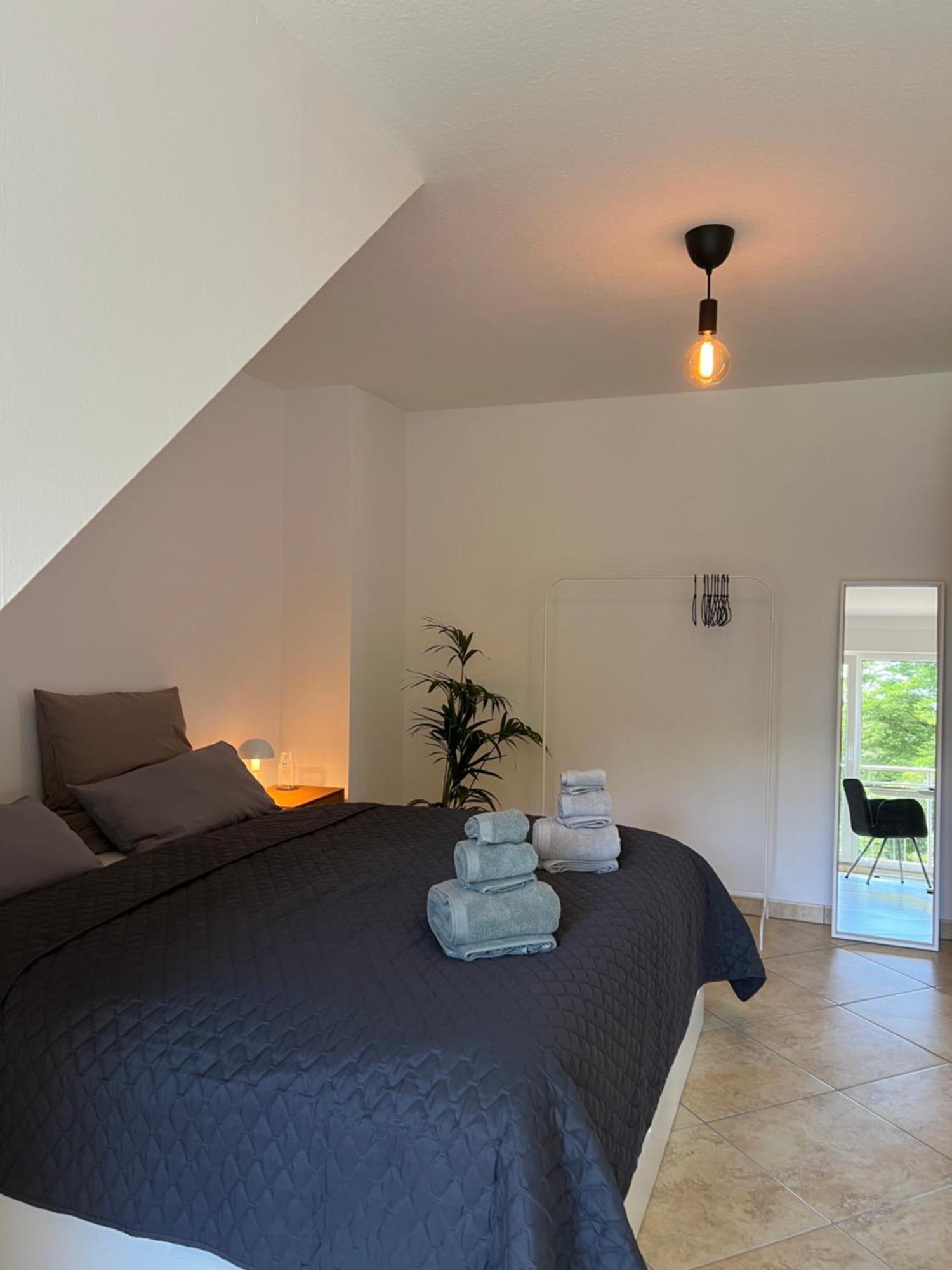 Lichtdurchflutetes Appartement Im Zentralen Ruhrgebiet Bottrop Bagian luar foto